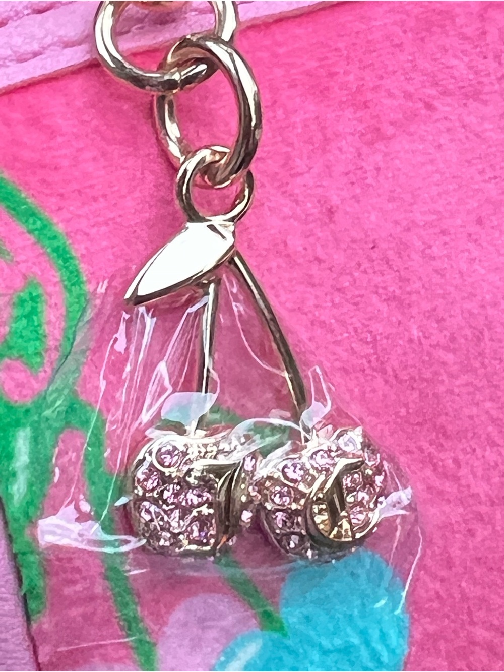Juicy Couture Pink Lemonade Multi Heritage Cherry Barrel Bag - Picture 6 of 7
